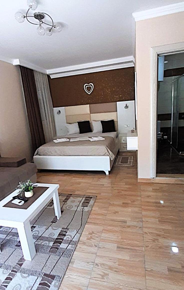 Apartmants Elisa Ulcinj Exterior photo