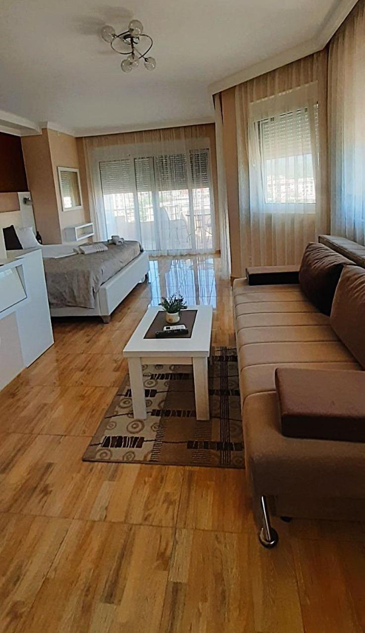 Apartmants Elisa Ulcinj Exterior photo
